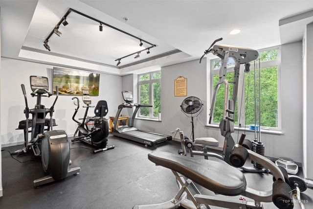425 Benjamin Drive 205, Vernon Hills, IL 60061