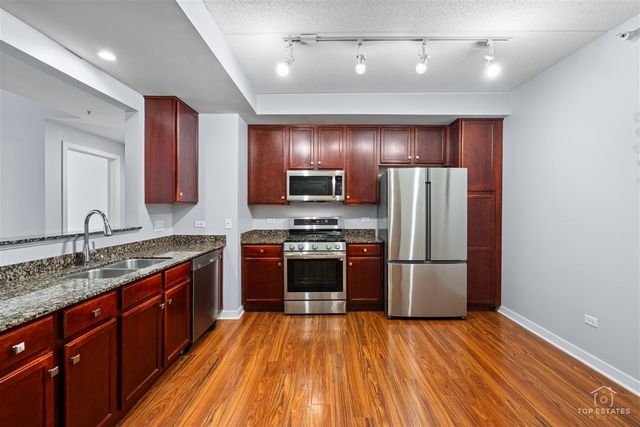 425 Benjamin Drive 205, Vernon Hills, IL 60061