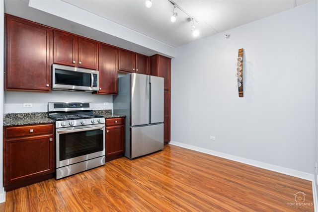 425 Benjamin Drive 205, Vernon Hills, IL 60061