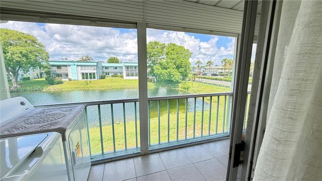 459 Monaco J 459, Delray Beach, FL 33446