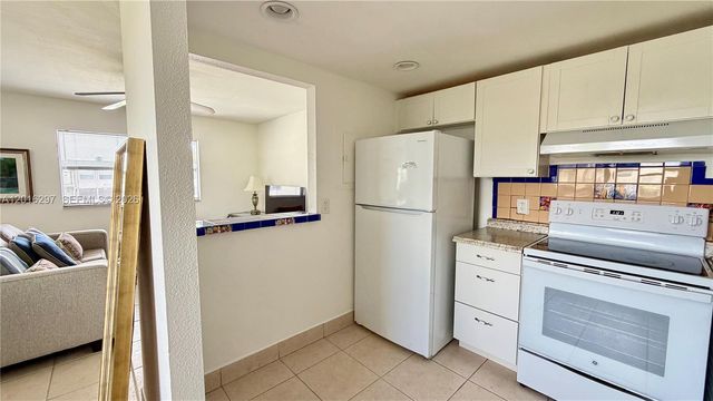 459 Monaco J 459, Delray Beach, FL 33446
