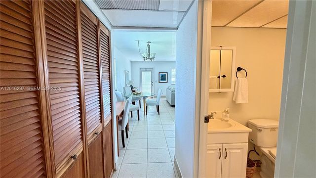 459 Monaco J 459, Delray Beach, FL 33446