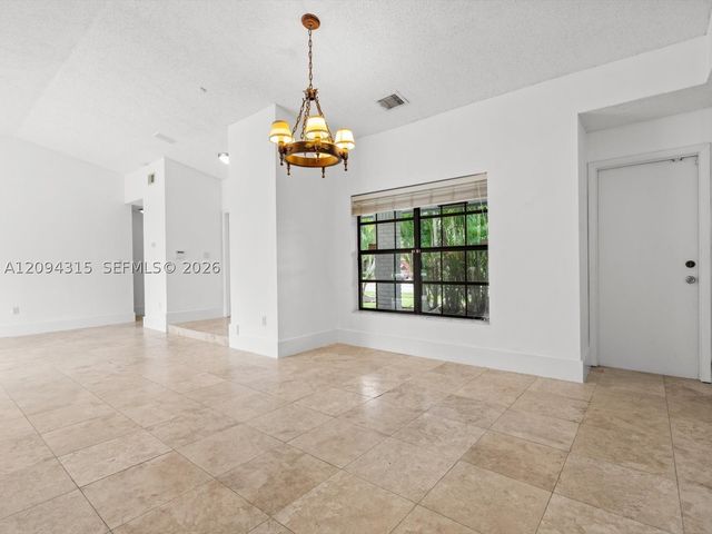1061 Cedar Creek Way, Davie, FL 33325
