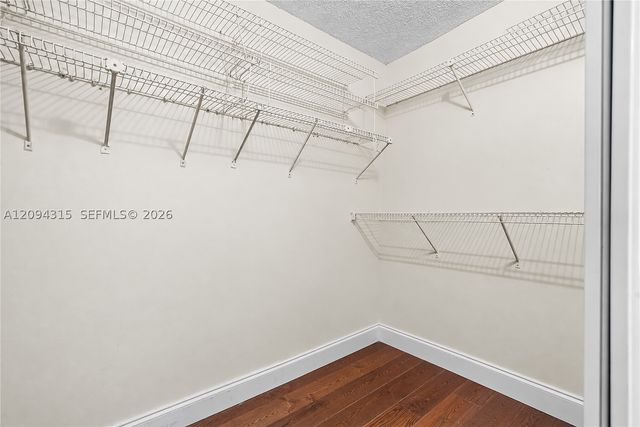 1061 Cedar Creek Way, Davie, FL 33325