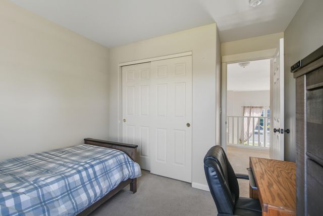 1653 NW Spruce Place, Redmond, OR 97756