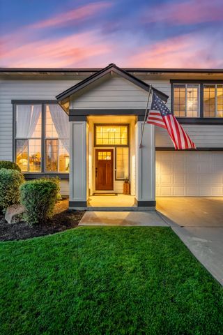 1653 NW Spruce Place, Redmond, OR 97756