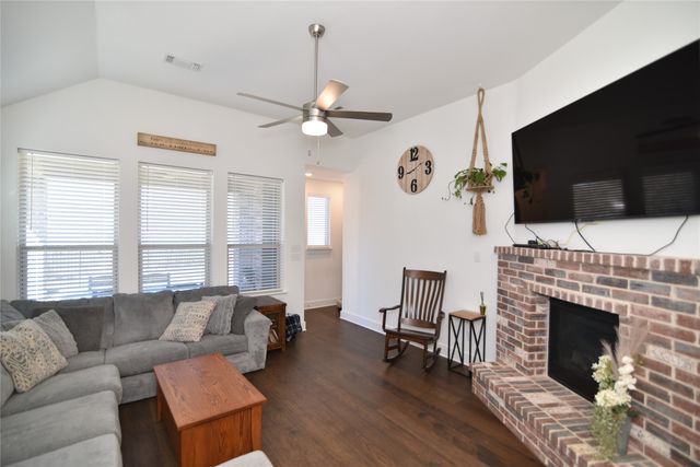 5133 Westhaven Circle, Denison, TX 75020