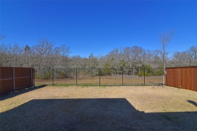 5133 Westhaven Circle, Denison, TX 75020