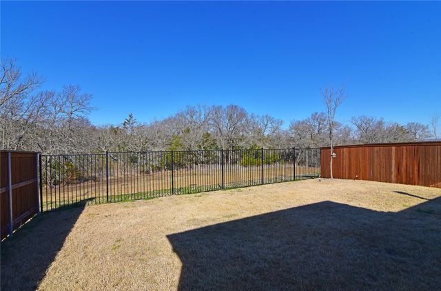 5133 Westhaven Circle, Denison, TX 75020