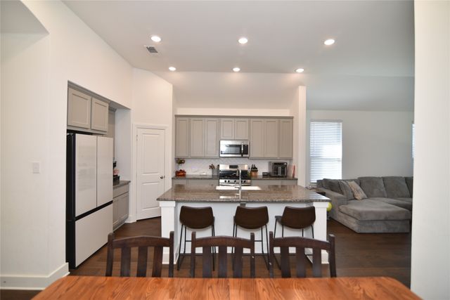 5133 Westhaven Circle, Denison, TX 75020