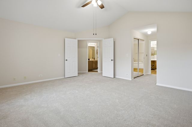1408 Plum Court C, Mount Prospect, IL 60056