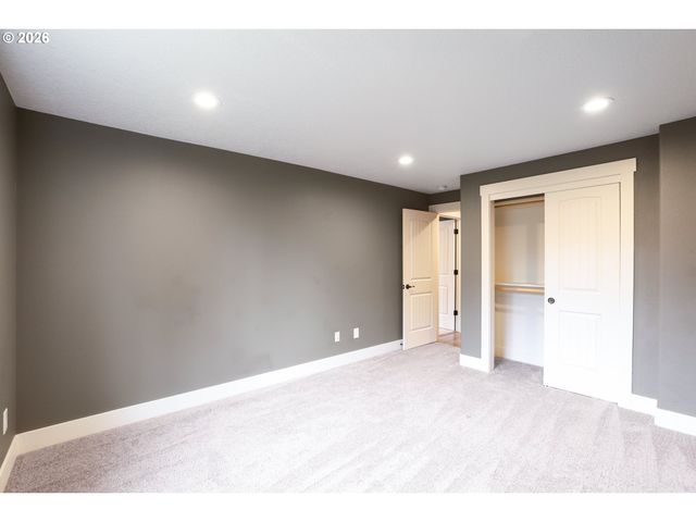 2238 Se 130TH Ave, Portland, OR 97233