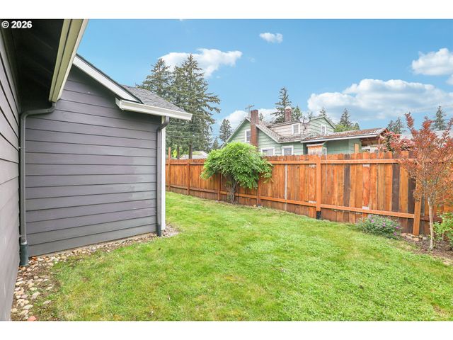 2238 Se 130TH Ave, Portland, OR 97233