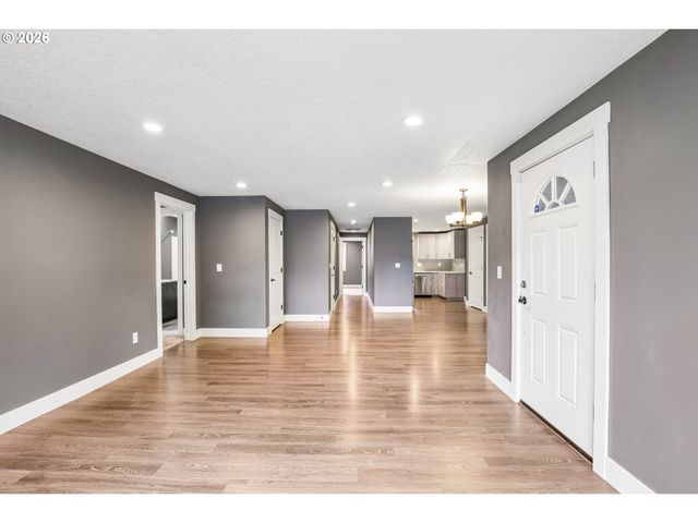 2238 Se 130TH Ave, Portland, OR 97233