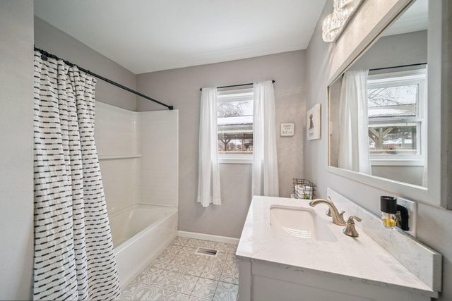 1115 W Canadian Avenue, Vinita, OK 74301