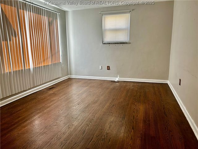 1842 Oakridge Drive B, Charleston, WV 25311