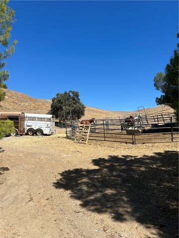 77517 Lowes Canyon Road, San Miguel, CA 93451