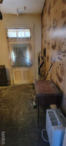 8212 Pennsylvania Avenue, St Louis, MO 63111