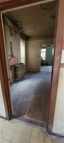 8212 Pennsylvania Avenue, St Louis, MO 63111