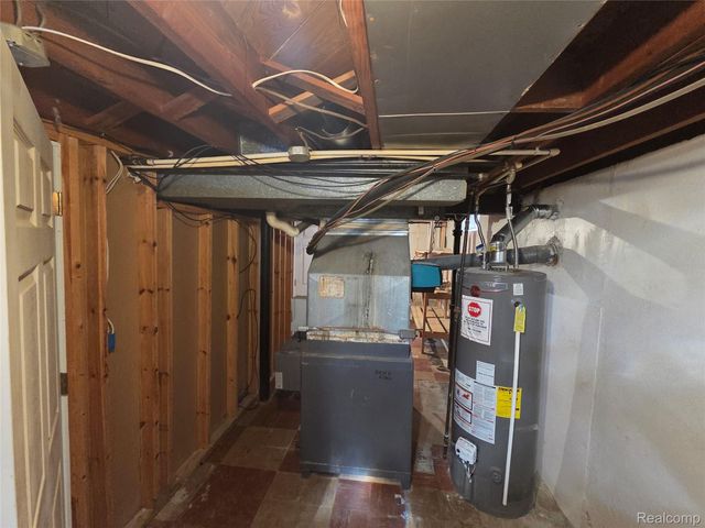 8960 Arnold Avenue, Redford Charter Township, MI 48239