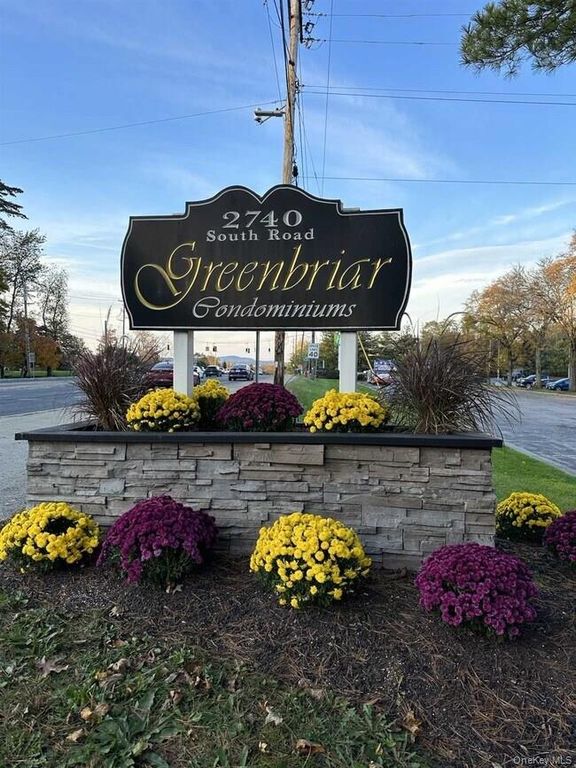2740 South Road B7, Poughkeepsie, NY 12601