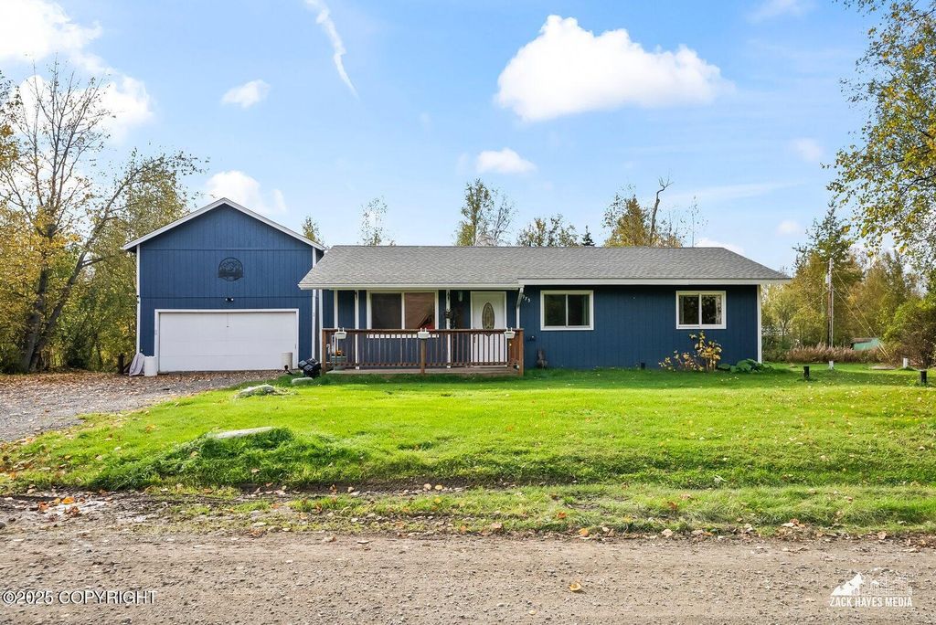 1975 E Caribou Loop, Wasilla, AK 99654