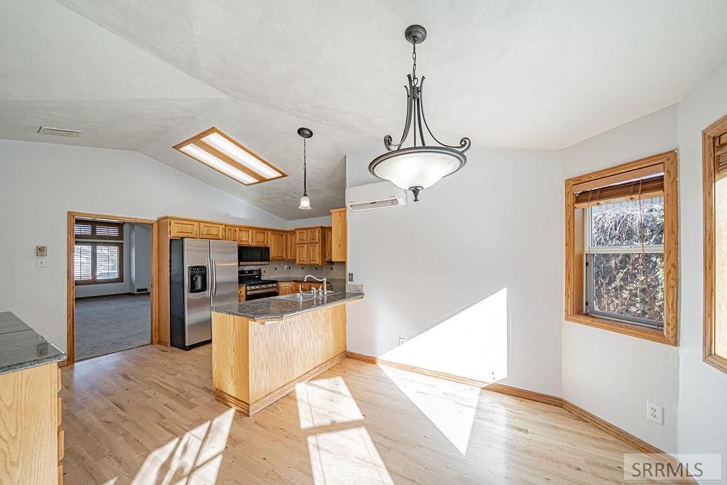 Image 10 of property listing at 1284 Tipperary Court, Idaho Falls, ID 83404