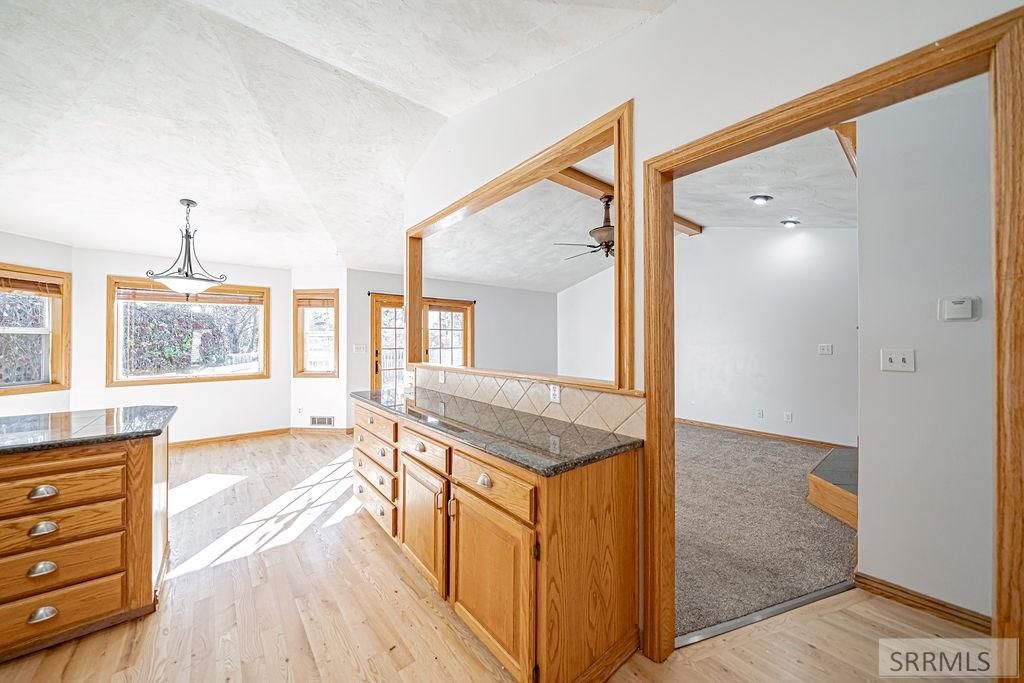 Image 11 of property listing at 1284 Tipperary Court, Idaho Falls, ID 83404