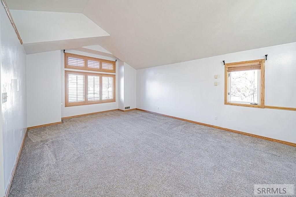 Image 7 of property listing at 1284 Tipperary Court, Idaho Falls, ID 83404