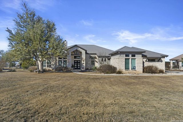 1943 Rothschild, New Braunfels, TX 78132