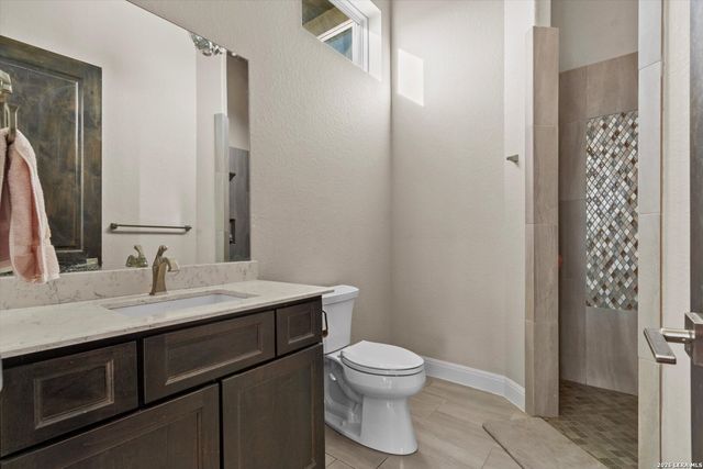 1943 Rothschild, New Braunfels, TX 78132