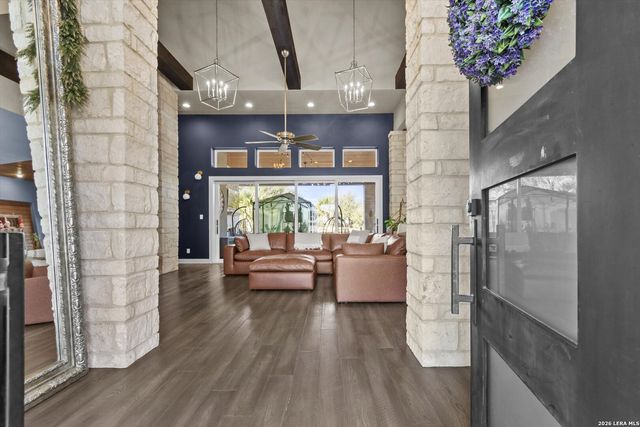 1943 Rothschild, New Braunfels, TX 78132