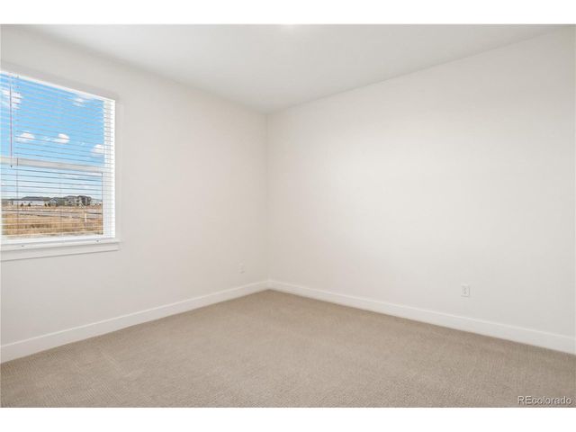 5581 Callaway Garden Dr, Elizabeth, CO 80107