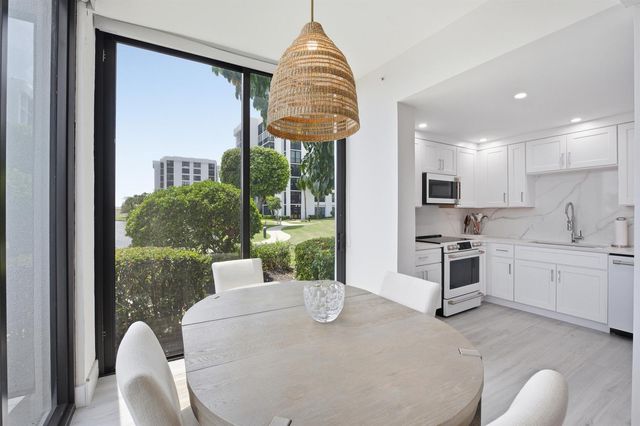 7768 Lakeside Boulevard 515, Boca Raton, FL 33434