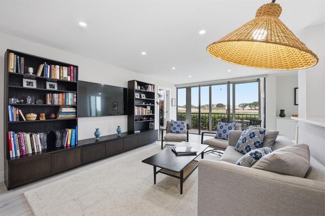 7768 Lakeside Boulevard 515, Boca Raton, FL 33434