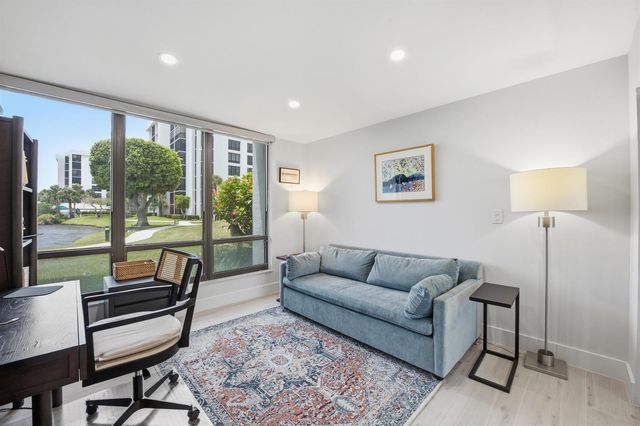 7768 Lakeside Boulevard 515, Boca Raton, FL 33434