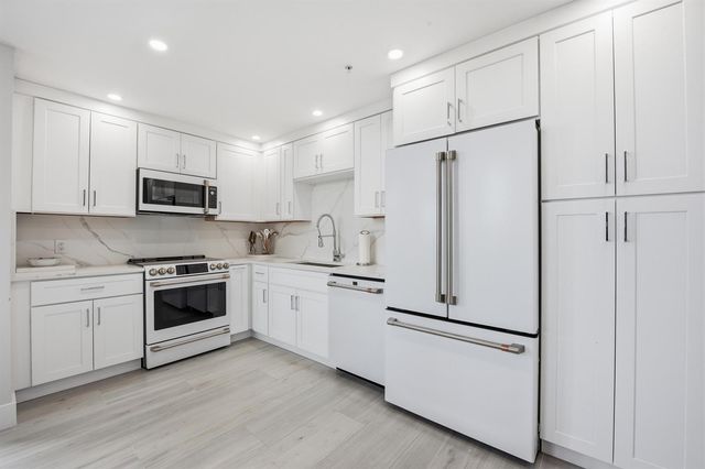 7768 Lakeside Boulevard 515, Boca Raton, FL 33434