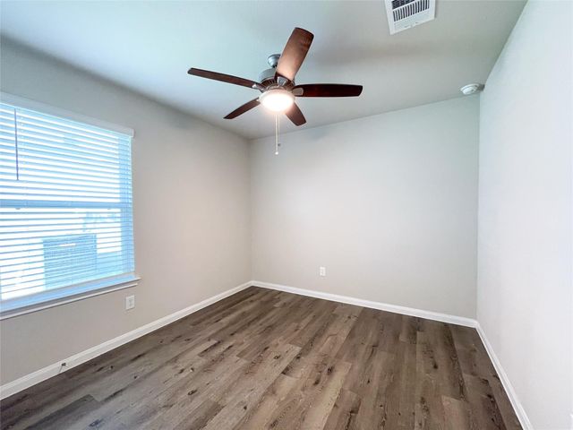 6515 James Michael Drive, Rosharon, TX 77583