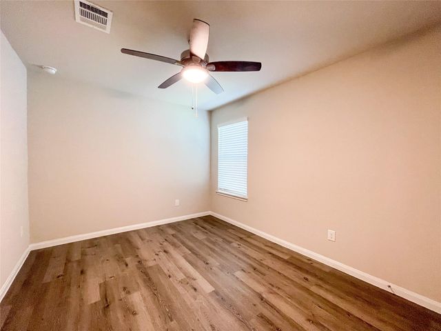 6515 James Michael Drive, Rosharon, TX 77583