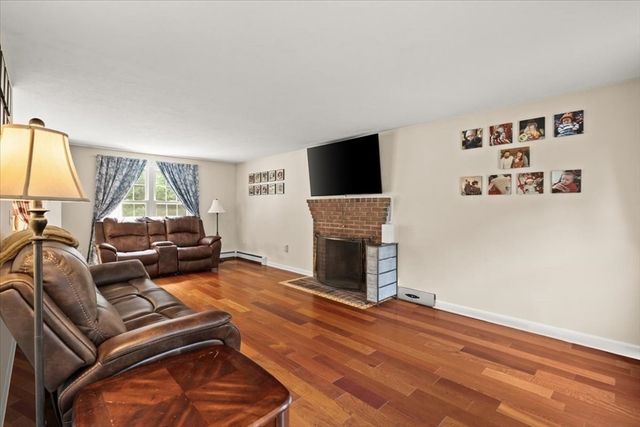 530 Chestnut Hill Road, Millville, MA 01529