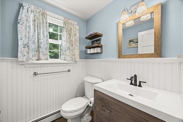 530 Chestnut Hill Road, Millville, MA 01529
