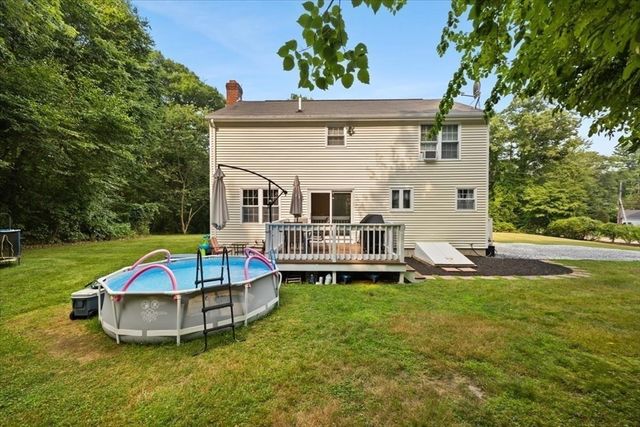530 Chestnut Hill Road, Millville, MA 01529
