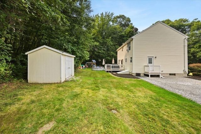 530 Chestnut Hill Road, Millville, MA 01529