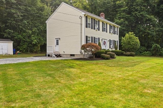 530 Chestnut Hill Road, Millville, MA 01529