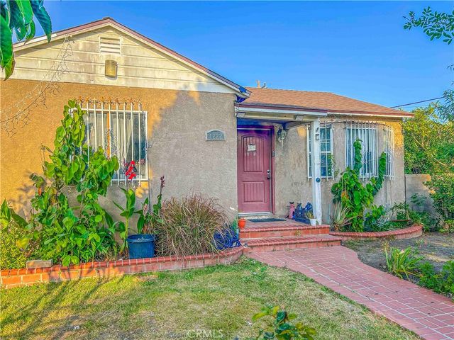 1222 S Kemp, Compton, CA 90220
