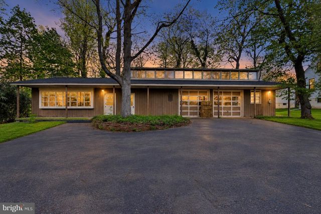 212 LOTUS AVE, Voorhees, NJ 08043
