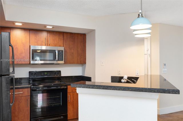 12760 Vista Isles Dr 711, Sunrise, FL 33325