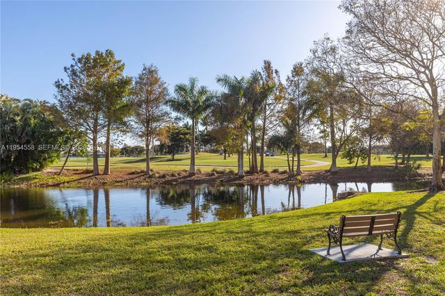 12760 Vista Isles Dr 711, Sunrise, FL 33325