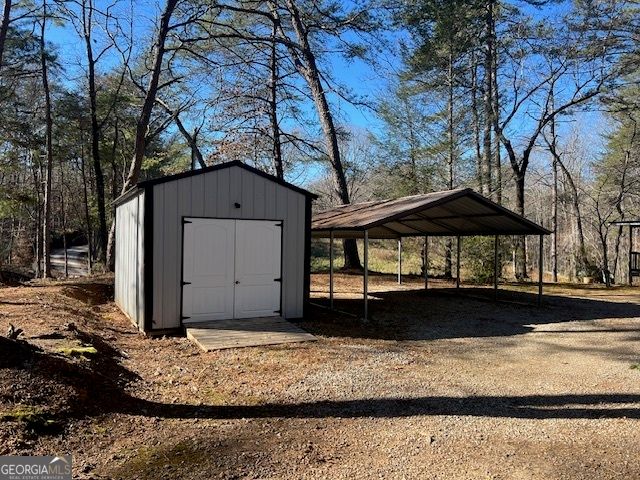 37 BEGONIA Courts, Clayton, GA 30525