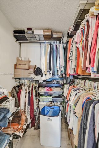 2260 W Discovery Cir W, Deerfield Beach, FL 33442